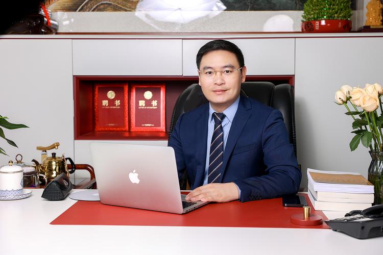 國泰基金公司待遇怎么樣，國泰基金楊飛